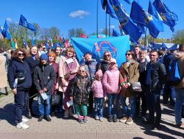 С праздником труда – 1 Мая!